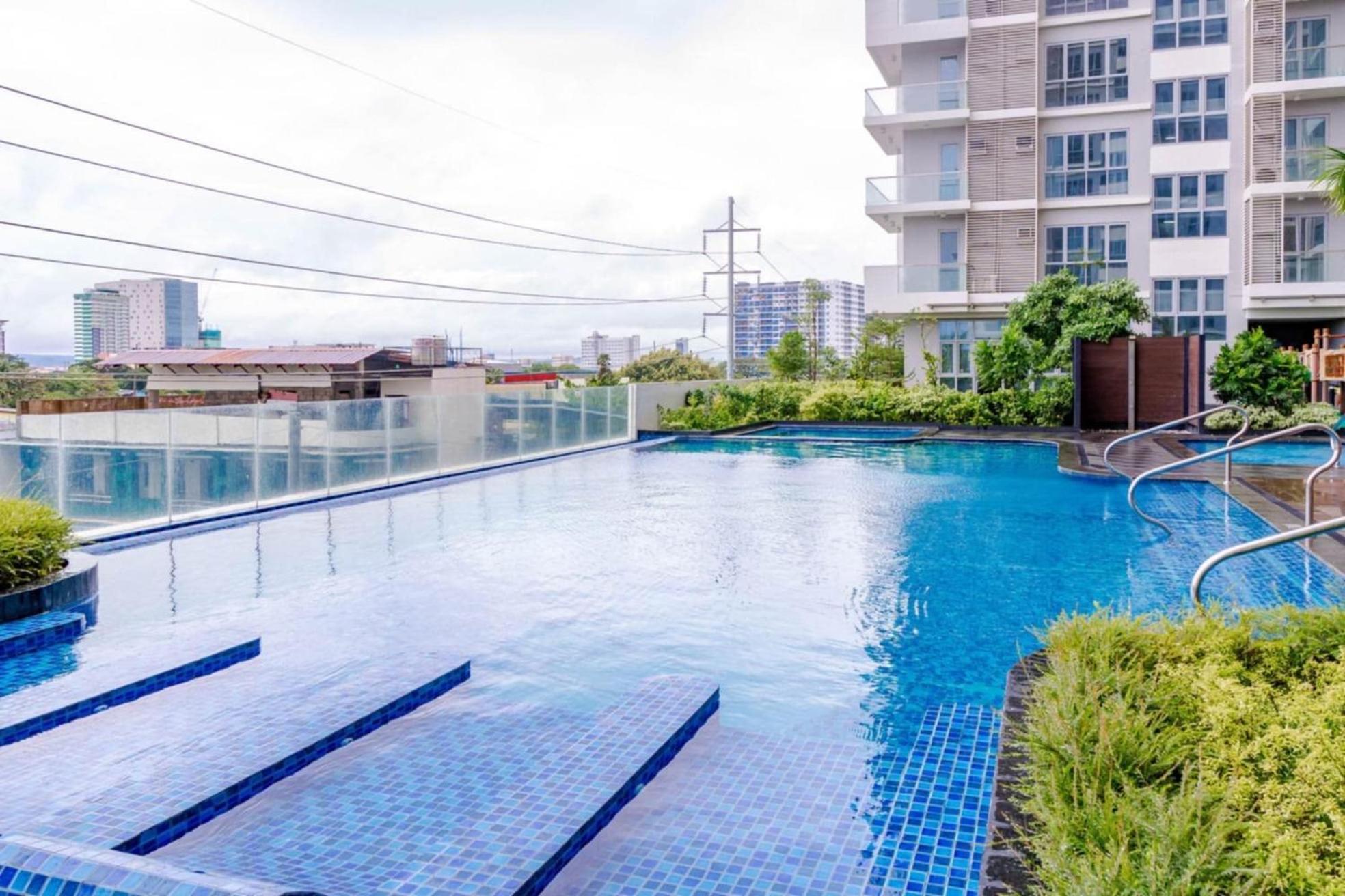Jhezzstuffs Staycation Iloilo City Ngoại thất bức ảnh